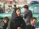 Ir al Video&nbsp;M&aacute;s de sesenta personas han muerto hoy en Afganistan en dos atentados suicidas