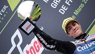 Maverick Vi&ntilde;ales vence con autoridad en Moto3