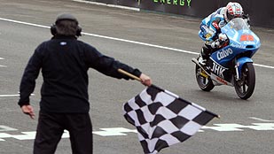 Maverick Viñales vence en el Gran Premio de Francia de Moto3 Maverick Viñales vence en el Gran Premio de Francia de Moto3