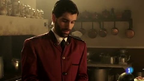 Ver v&iacute;deo  'Amada visita a Lucas en la cocina'