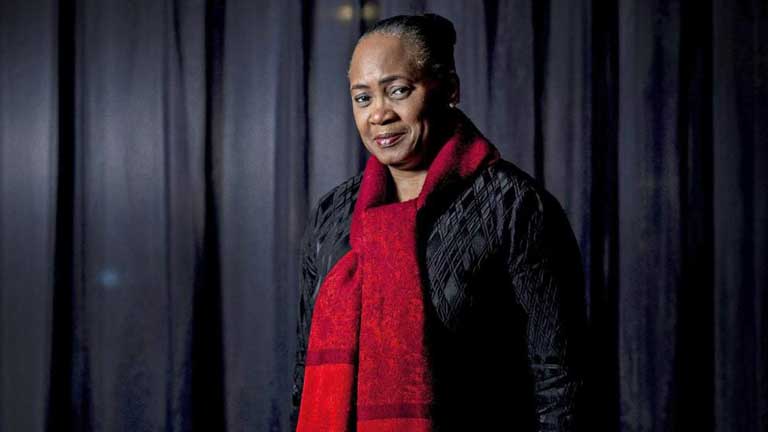 La cantante Barbara Hendricks presenta sus memorias "En propia voz"