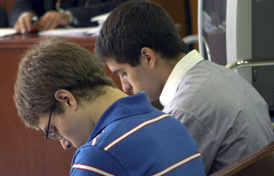 Sigue en Barcelona el juicio a dos j&oacute;venes acusados de quemar viva a una mujer