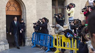Ver v&iacute;deo  'Menos expectaci&oacute;n ante la declaraci&oacute;n de Urdangarin'