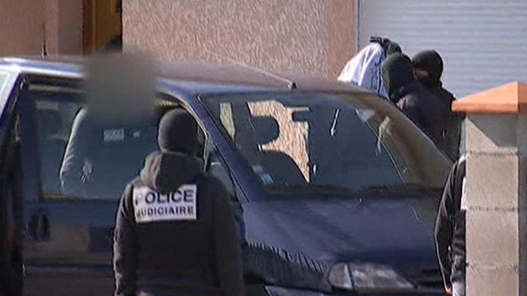 El hermano mayor del presunto asesino de Toulouse pasar&aacute; esta noche en la c&aacute;rcel