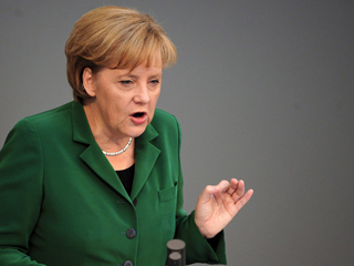 Ver v&iacute;deo  'Merkel: "El futuro del euro, de Europa y de Alemania depende del &eacute;xito del plan de ayuda a Grecia"'