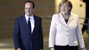 Ver v&iacute;deo  'Merkel recibe a Hollande para coordinar su postura sobre Grecia'