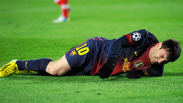 Messi da el susto en un partido gris ante el Benfica