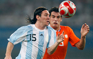 Ver v&iacute;deo  'Messi marca en el Argentina 2 - Holanda 1'