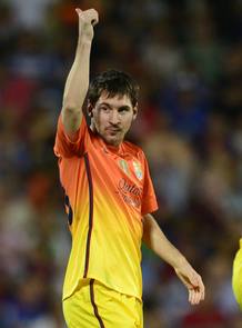 Messi sali&oacute; desde el banquillo para marcar dos nuevos goles en Liga.