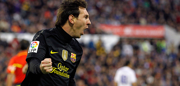 Messi celebra su doblete en Zaragoza.