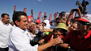 Ver v&iacute;deo  'Los mexicanos votan hoy un presidente y m&aacute;s de 2.000 cargos p&uacute;blicos'