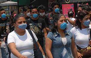 Ver v&iacute;deo  'M&eacute;xico vive paralizado por la gripe porcina'