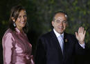 Mexicos President Calderon and first Lady Savala arrive at official dinner at APEC summit in Lima