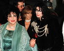 Michael Jackson con Elizabeth Taylor en 1997