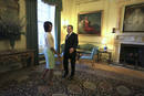 Michelle Obama charla con Gordon Brown en la residencia de &eacute;ste