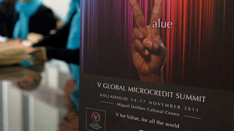 Informe Semanal - Microcr&eacute;ditos para vivir