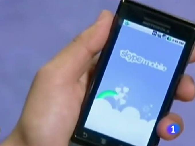 Ir al Video&nbsp;Microsoft compra Skype por 5.925 millones de euros