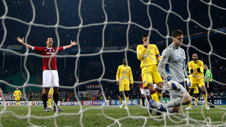El Mil�n aplasta al Arsenal