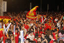 Miles de seguidores de la selecci&oacute;n espa&ntilde;ola de baloncesto se han reunido en la explanada del Puente del Rey, en Madrid, para animar al combinado nacional en la final del Europeo 2011 ante Francia, disputada esta noche en Kaunas (Lituania).