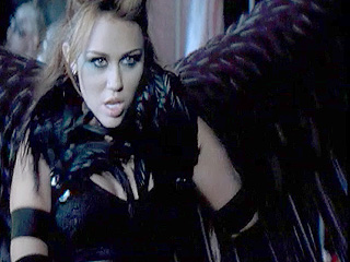Ver v&iacute;deo  'Miley Cyrus: 'Can't Be Tamed''