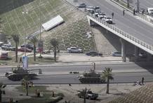 El ej&eacute;rcito de Bahr&eacute;in ha sacado los tanques a la calle