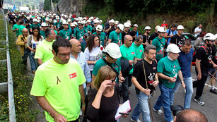 Ver v&iacute;deo  'Mineros de Asturias, Le&oacute;n y Teruel marchan a pie rumbo a Madrid contra los recortes'
