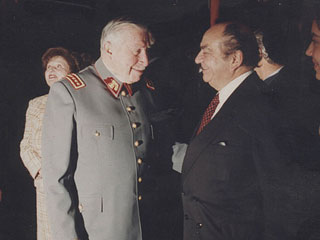 Ver v&iacute;deo  'El Ministerio de Educaci&oacute;n chileno decide calificar la dictadura de Pinochet de "r&eacute;gimen militar"'