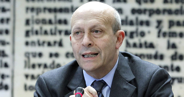 EL MINISTRO DE EDUCACIÓN, CULTURA Y DEPORTE COMPARECE EN COMISIÓN DEL SENADO EL MINISTRO DE EDUCACIÓN, CULTURA Y DEPORTE COMPARECE EN COMISIÓN DEL SENADO
