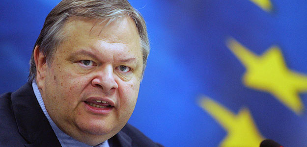 El ministro de Finanzas griego, Evangelos Venizelos, durante una conferencia de prensa en Atenas, Grecia, el martes 12 de julio de 2011 El ministro de Finanzas griego, Evangelos Venizelos, durante una conferencia de prensa en Atenas, Grecia, el martes 12 de julio de 2011