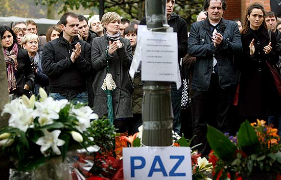Minuto de silencio por Ur&iacute;a