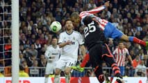 Miranda marca el segundo gol del Atl�tico en la pr�rroga (2-1)