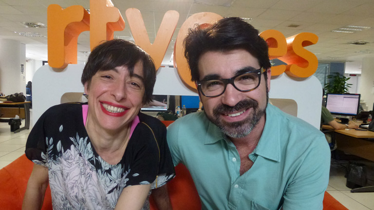 La dise&ntilde;adora Miriam Ocariz visita 'La vida al bies'