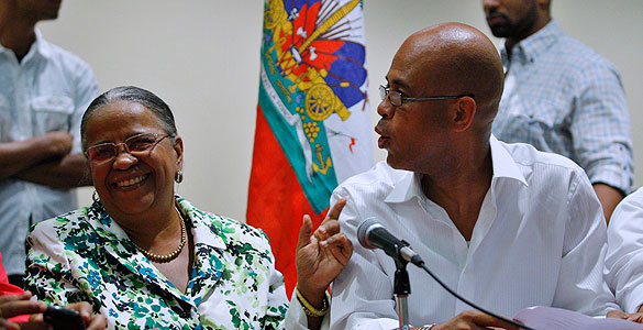 Mirlande Manigat y Michel Martelly Mirlande Manigat y Michel Martelly