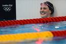 La nadadora estadounidense Missy Franklin, en la piscina ol&iacute;mpica nada m&aacute;s ganar la medalla de oro en los 100 metros espalda.