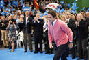 El expresidente del Gobierno, Jos&eacute; Mar&iacute;a Aznar, momentos antes de comenzar su intervenci&oacute;n en el mitin que el PP ha celebrado hoy en &Aacute;vila.