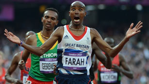 Ver v&iacute;deo  'Mo Farah firma un doblete hist&oacute;rico'
