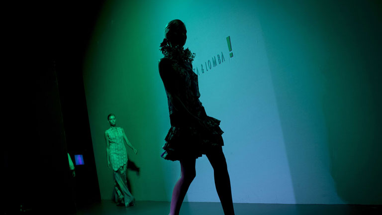 Informe Semanal: La moda se ajusta