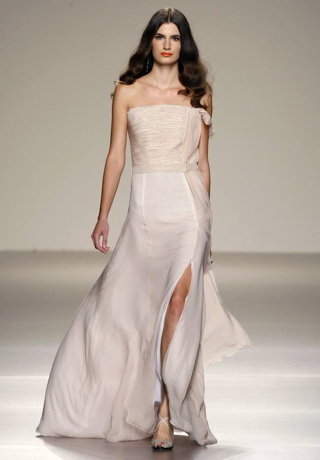 Modelo de Javier Larrainzar en Cibeles Madrid Fashion Week
