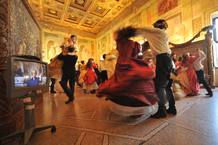 Un momento de los ensayos de 'Rigoletto' en los escenarios naturales