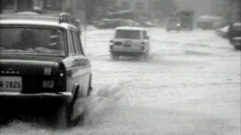 Veure v&iacute;deo  'Moments - Inundacions'