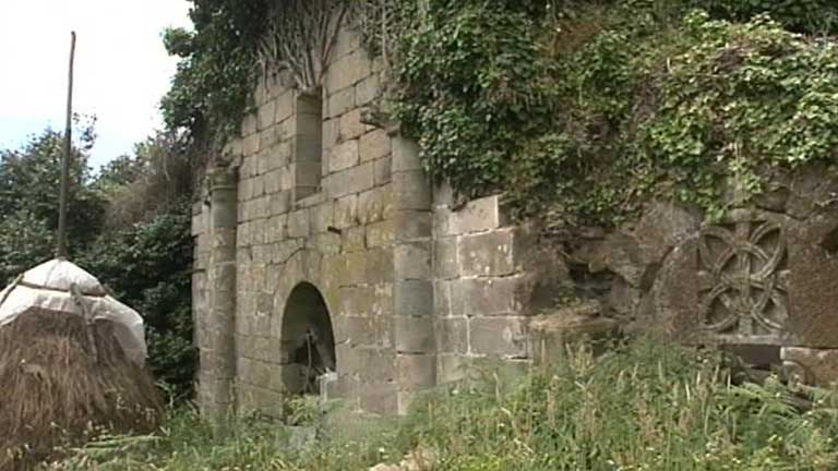 Monasterio en venta del rom&aacute;nico por 300 mil euros