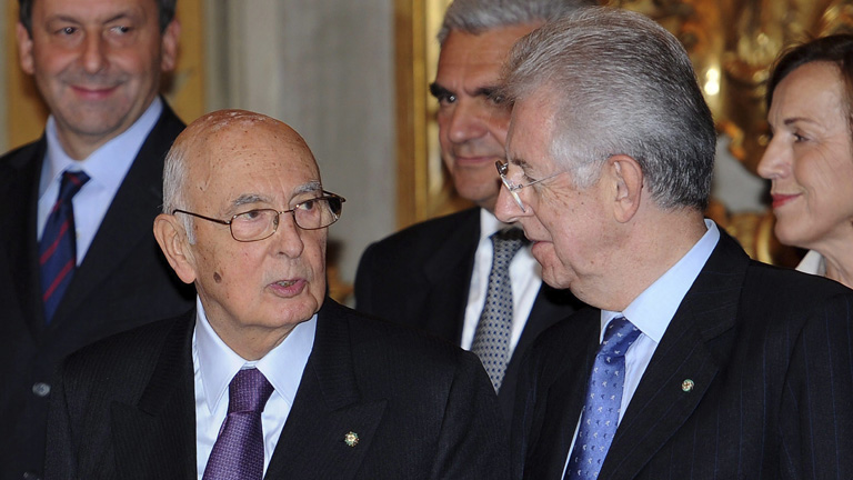 Monti ha esbozado los anunciados sacrificios con equidad que necesita Italia para salir de la crisis 