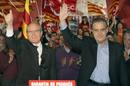 El presidente de la Generalitat y candidato a la reelecci&oacute;n por los socialistas catalanes ( PSC ), Jos&eacute; Montilla (i), acompa&ntilde;ado por el ex ministro de Trabajo y candidato n&uacute;mero 3 por Barcelona, Celestino Corbacho