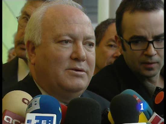 Moratinos ha hablado sobre la suspensi�n de la cumbre Uni�n Europea-Estados Unidos