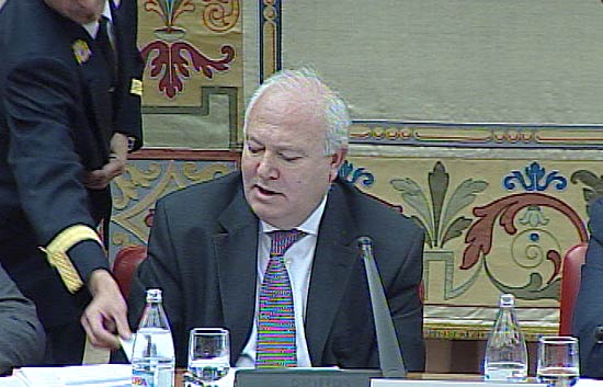Moratinos suspende su comparecencia en el Congreso