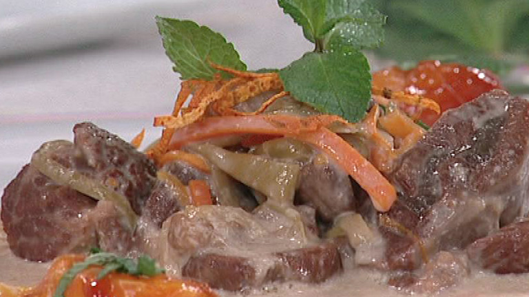 Saber Cocinar - Morcillo de ternera a la cerveza y mandarina (15/02/2012)