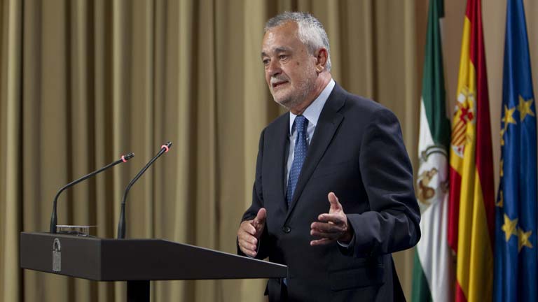 Griñán dice que renuncia también para que el caso de los ERES no perjudique a la Junta