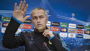 Ver v&iacute;deo  'Mourinho: "Vamos a marcar seguro"'