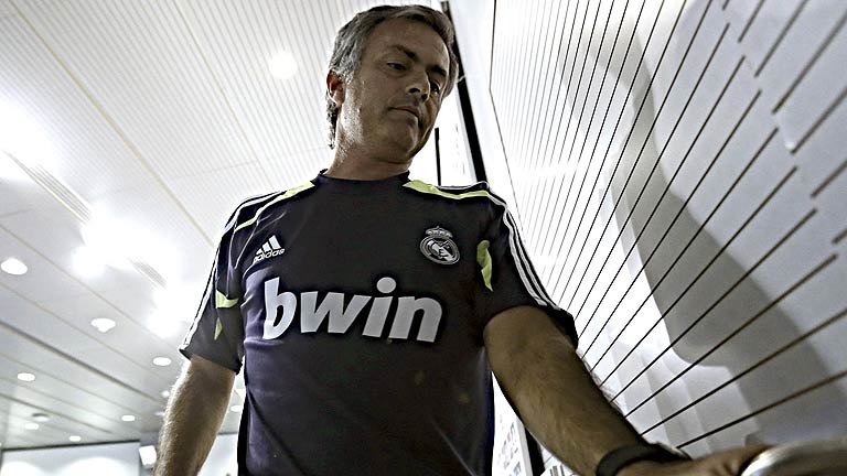 Mourinno no piensa en el 'caso Cristiano' y s&iacute; en la Liga y la Champions