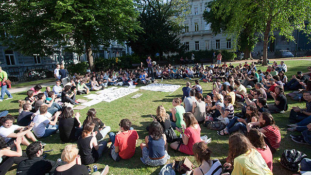 En Barcelona prolongar&aacute;n las movilizaciones hasta mediados de junio